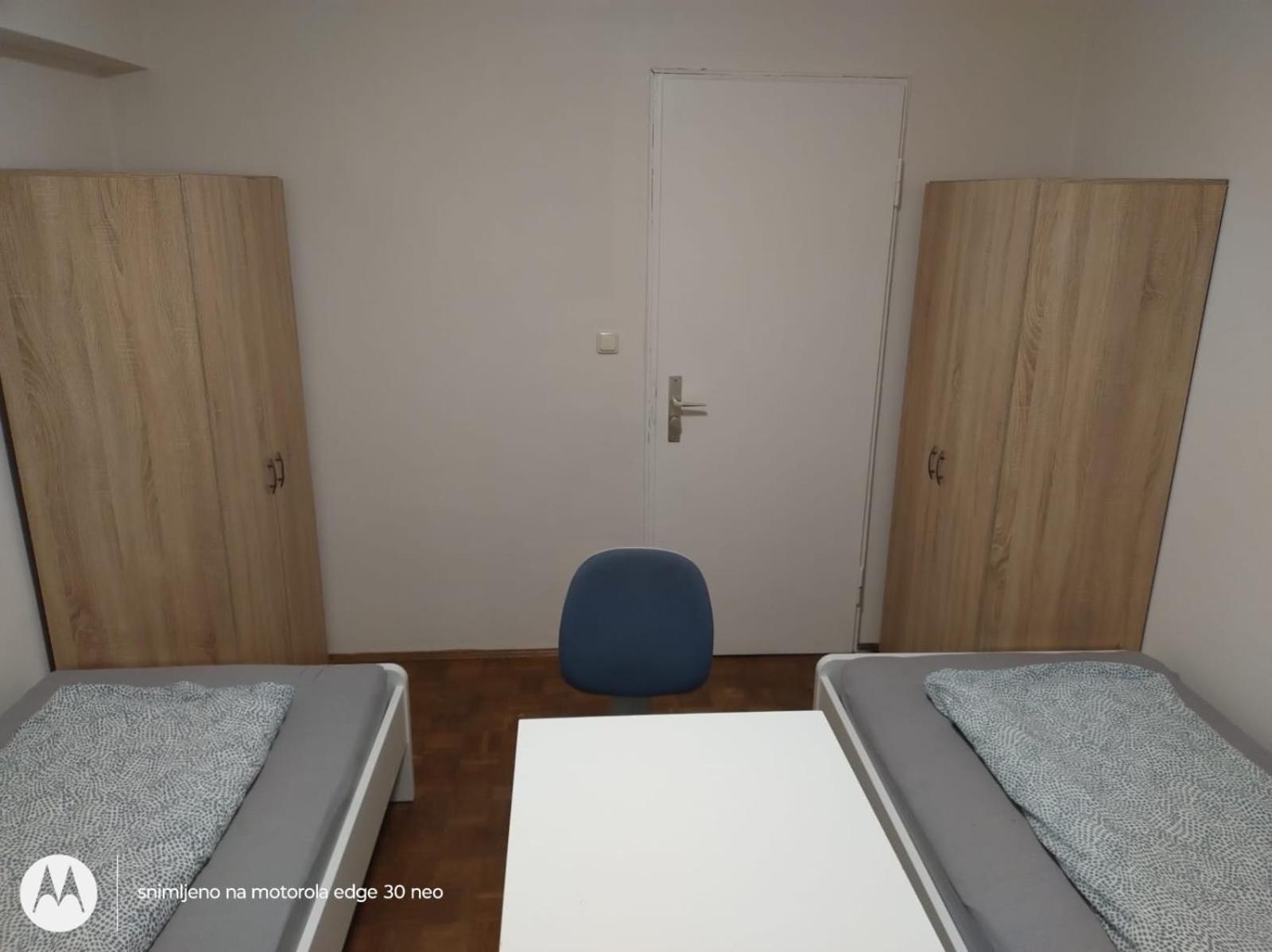 K3 Rg, Zentrale Lage, Schoene 2 Zimmer, Voll Ausgestattet! Apartment